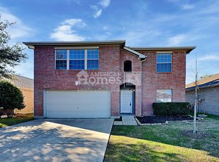 9241 Lamplighter Trl, Fort Worth, TX 76244