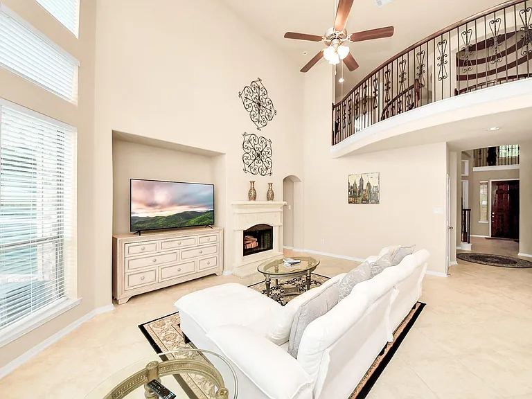3422 Stone Springs Dr — Photo 12