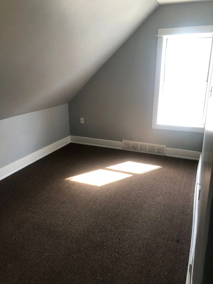 JK 6344 25th Ave — Photo 4