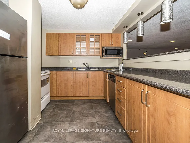 4091 Sheppard Ave E #2007 — Photo 24