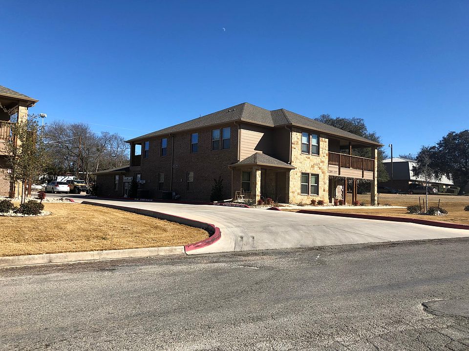 1st image of 203 Shady Grove Dr