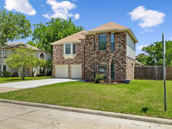 6405 Brownlee Ln, Arlington, TX 76018