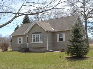 2307 E Oakwood Rd, Oak creek, WI 53154