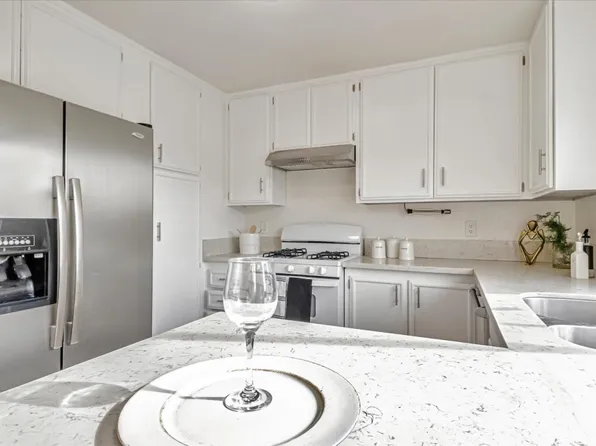 5218 Village Circle Dr #32, Temple City, CA 91780