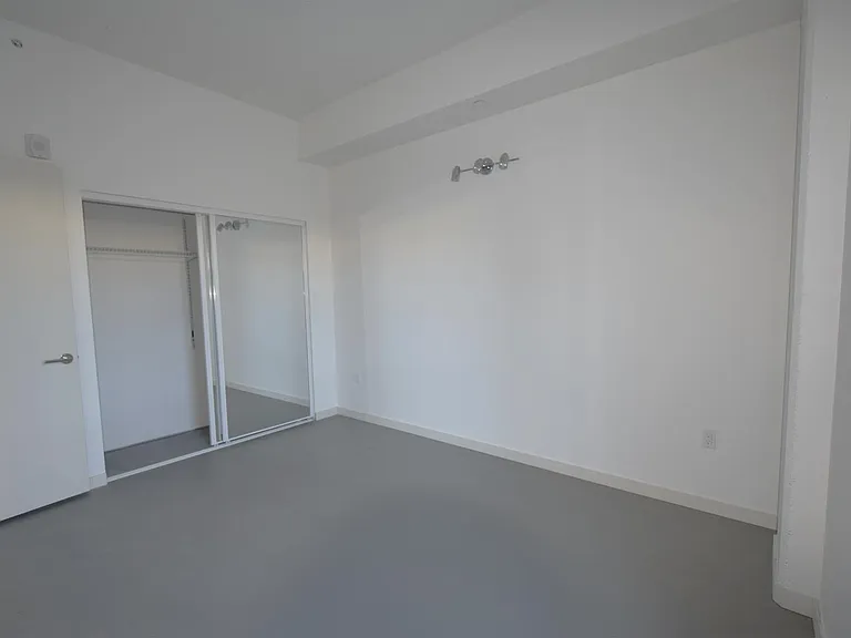 480 Potrero Ave — Photo 9