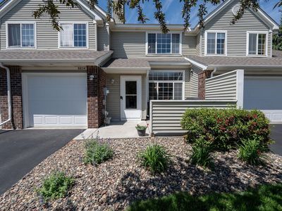 8854 Branson Dr #22, Inver Grove Heights, MN, 55076