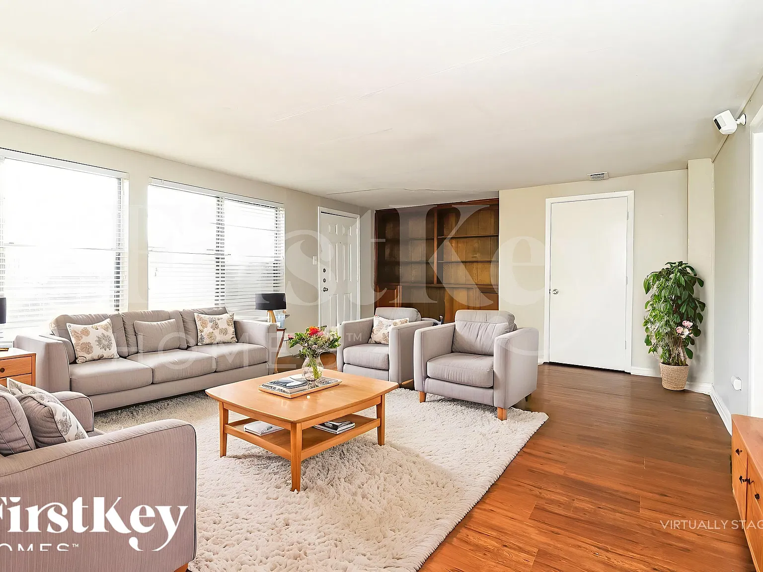 4 bed, 3.0 bath, 1850 sqft, $2,435 — Photo 3