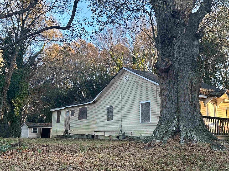 2nd image of 109 Flint St