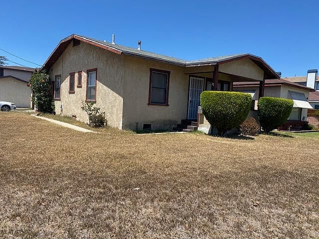 1st image of 2623 Apple Ave