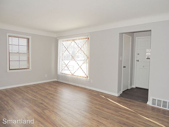 3rd image of 445 E 272nd St
