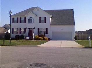 904 Hodges Pl, Virginia Beach, VA 23464