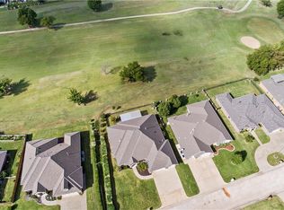 11629 Hackney Ln, Yukon, OK 73099
