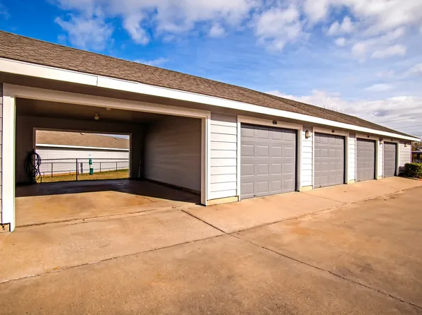 Stoneleigh Centerton Apartments