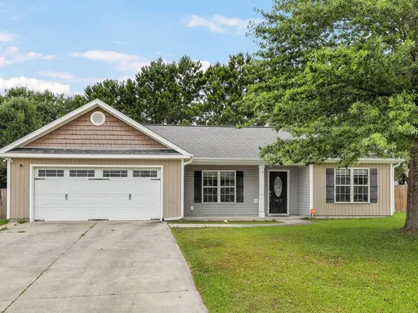 1017 Ponderosa Pl, Jacksonville, NC 28546