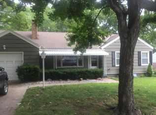5637 Dearborn St, Mission, KS 66202