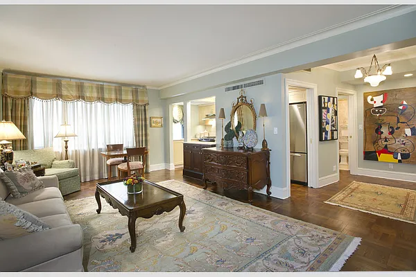 Sold by Stribling | media 4