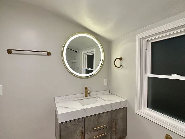 60 Walnut Park — Photo 7