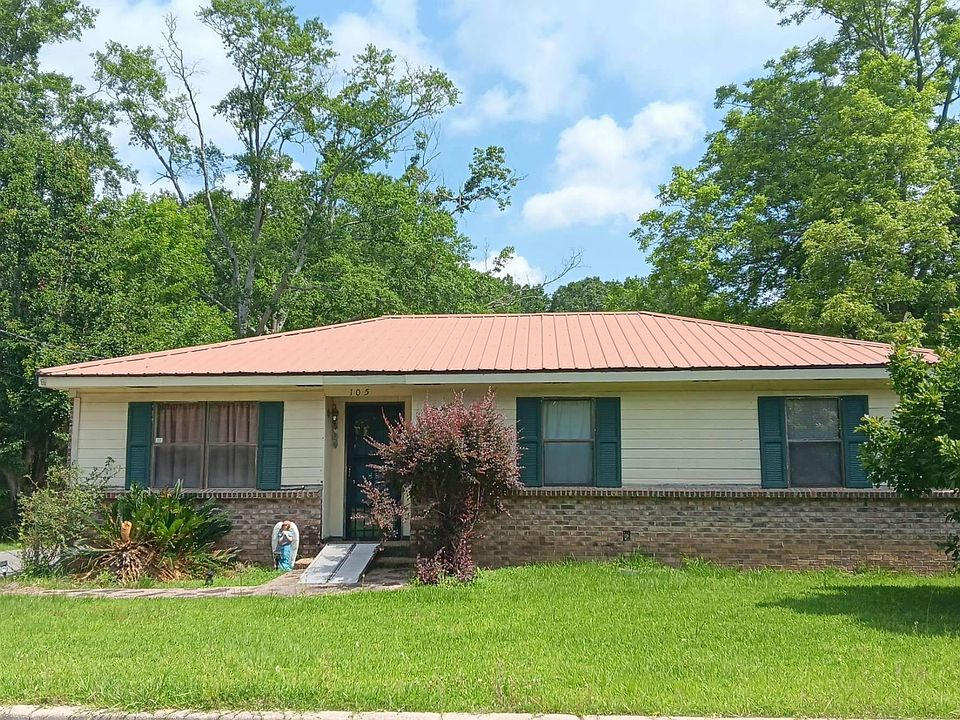 1st image of 105 Wisteria Dr