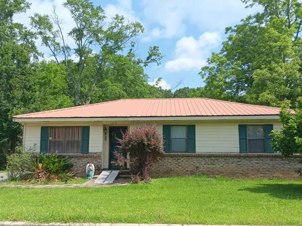105 Wisteria Dr, Hattiesburg, MS 39401