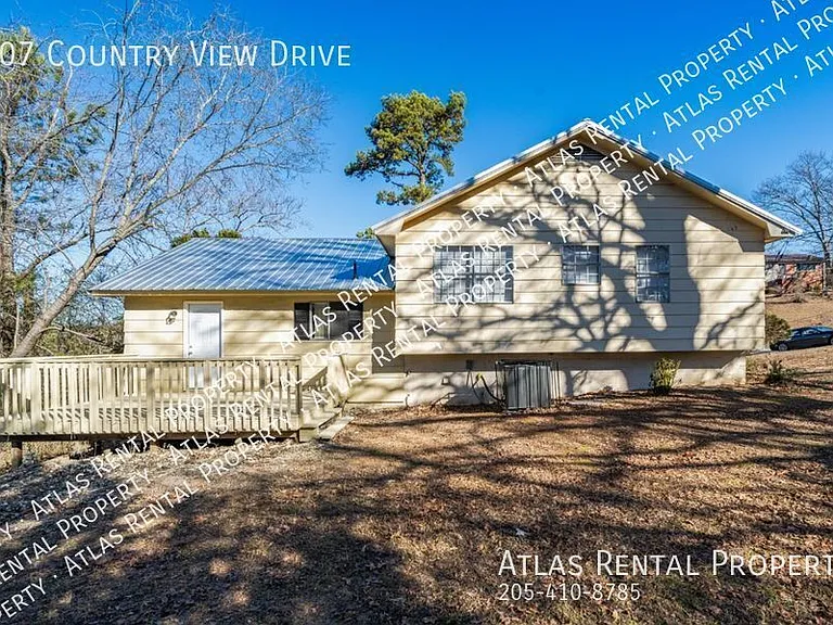 607 Country View Dr — Photo 2