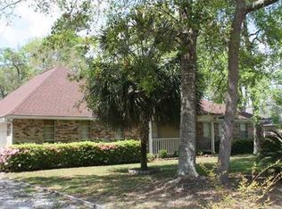 1301 Dorothy St, Ocean Springs, MS 39564