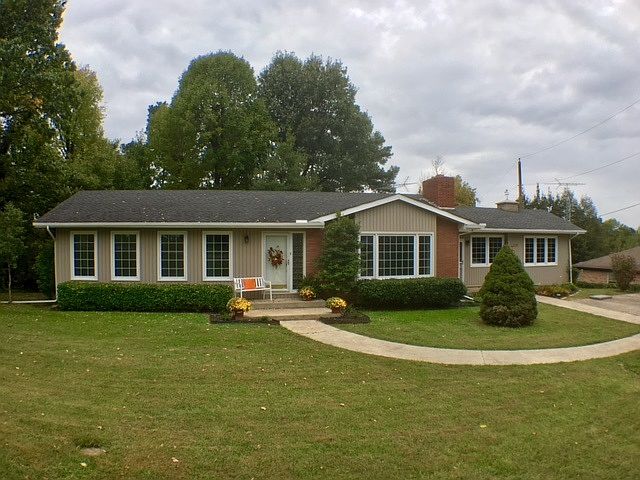 1st image of 228 Twin Hills Dr