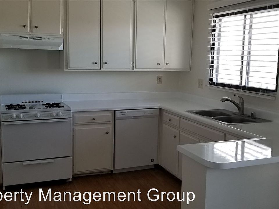 1st image of 711 W Queen St APT 303