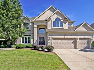 2539 Dewes Ln, Naperville, IL 60564