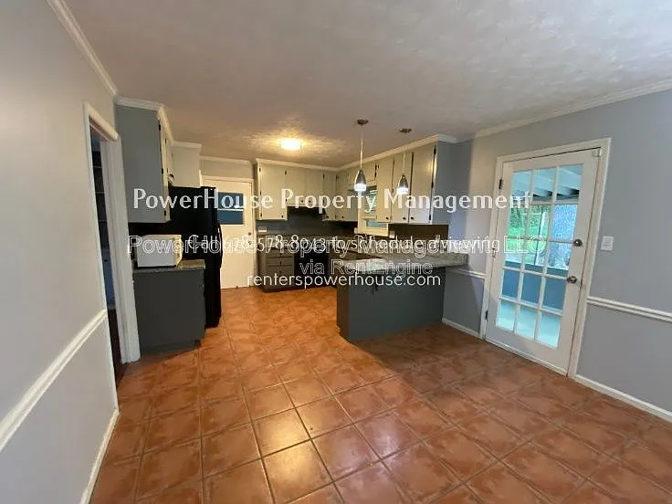 4453 Old Mabry Pl NE — Photo 5