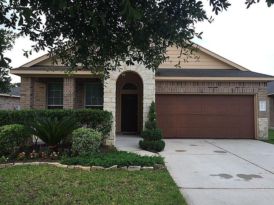2nd image of 21412 Surrey Glen Ct