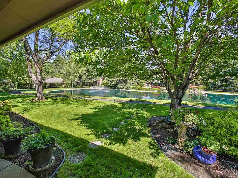 1st image of 1823 E Rockwood Blvd