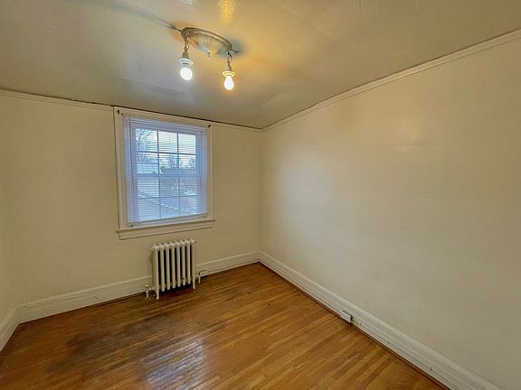 3rd image of 3837 Peakland Pl APT 5