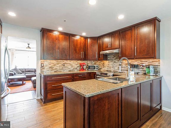 4th image of 1202 Durham Ct #46
