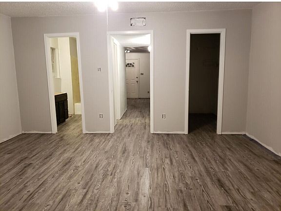 5th image of 6644 Lexington Dr