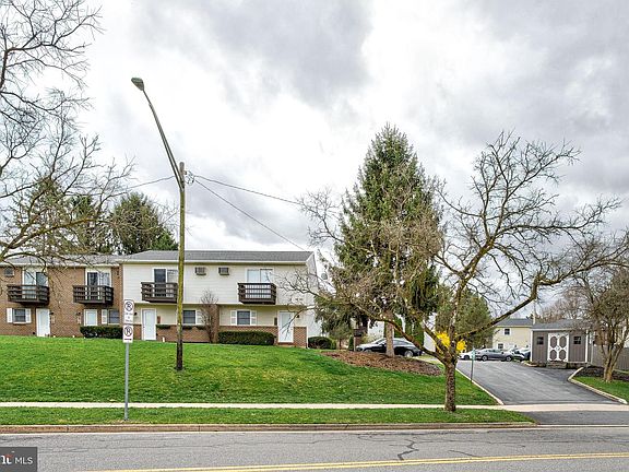 4th image of 610-676 Southgate Dr