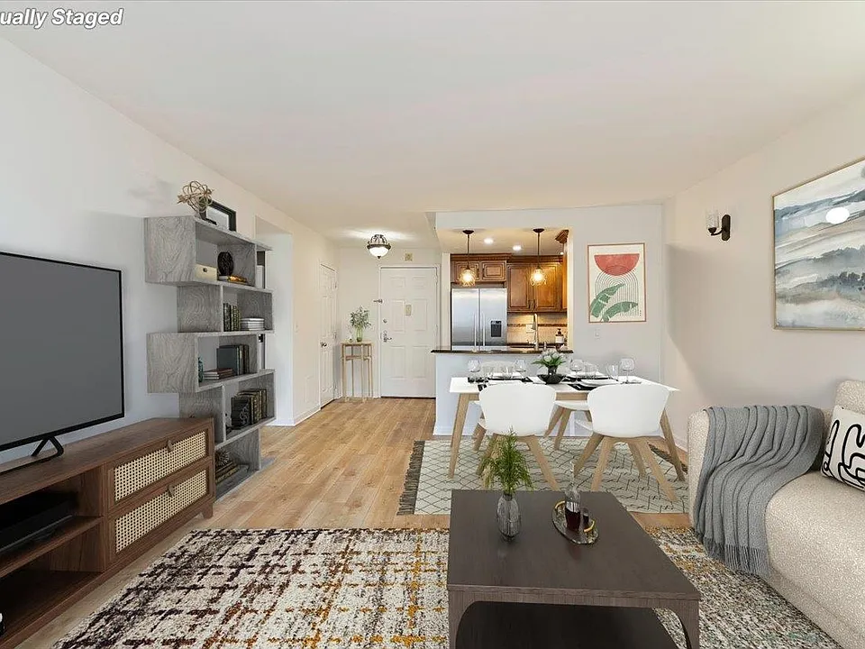20 2nd St #211