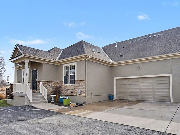2nd image of 2250 Lake Pointe Dr Unit 1104