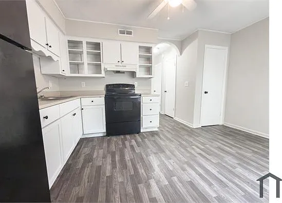 128 Langley Dr #C — Photo 1