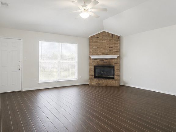 2nd image of 2852 Saint Johns Ave