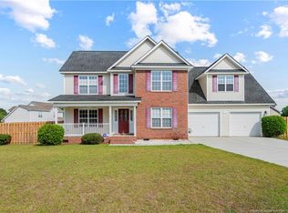 776 Yorkshire Dr, Cameron, NC 28326