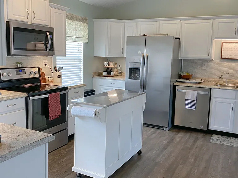 205 Millwheel Ct — Photo 2