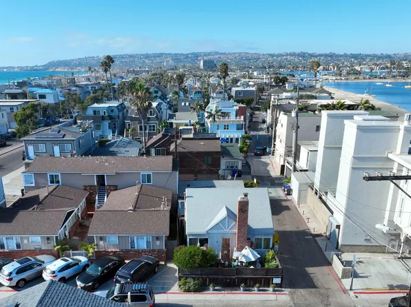 3510 Bayside Ln, San Diego, CA 92109