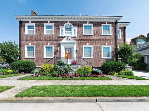 100 S Thurlow Ave, Margate, NJ 08402