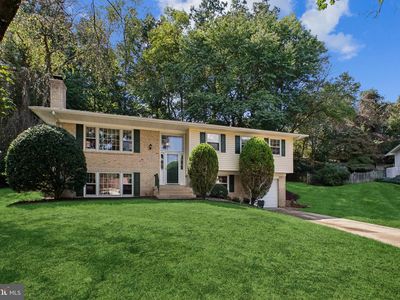 9525 Center St, Vienna, VA, 22181