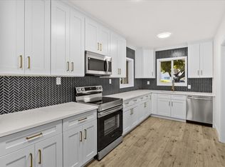 800 SE 13th Court, Deerfield Beach, FL 33441