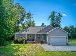 204 Doe Ridge Rd, Hampstead, NC 28443