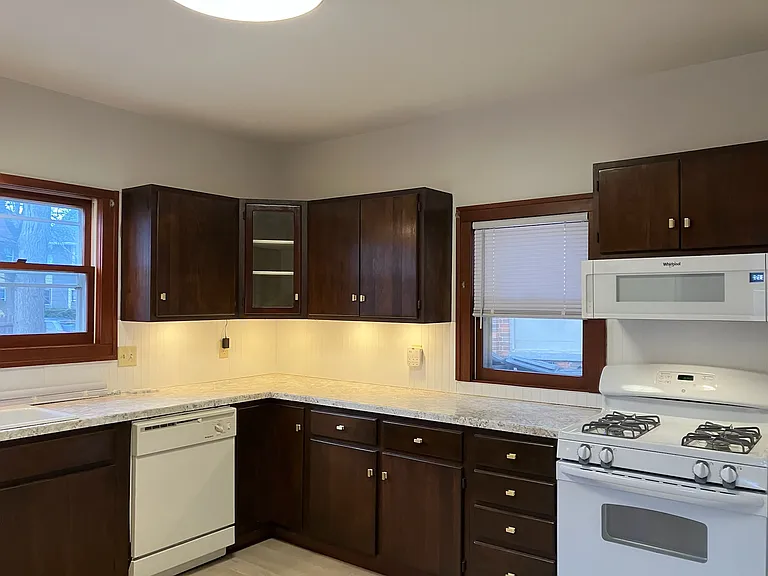 1270 Prairie Ave — Photo 8