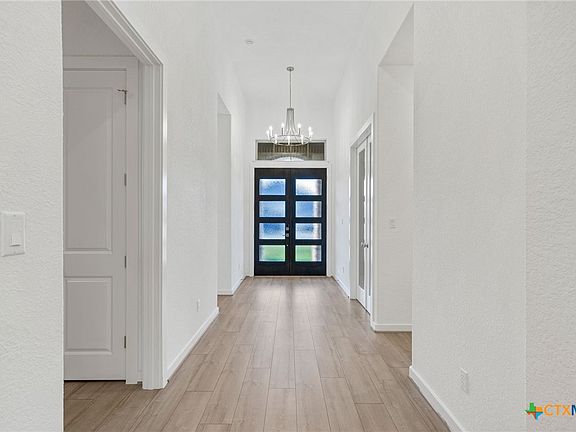 4th image of 533 Copper Sage Dr