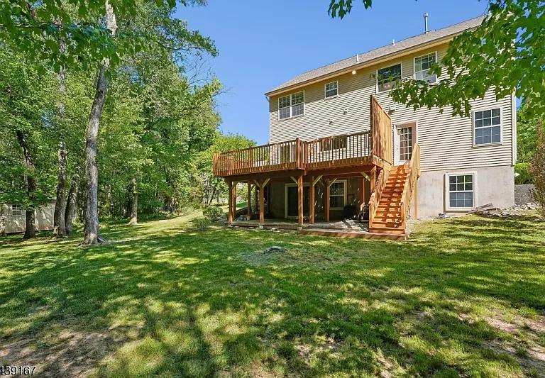 30 Yale Ter — Photo 40