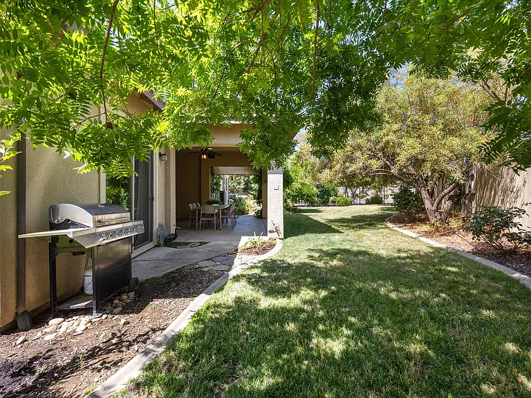 4382 Malana Way — Photo 36